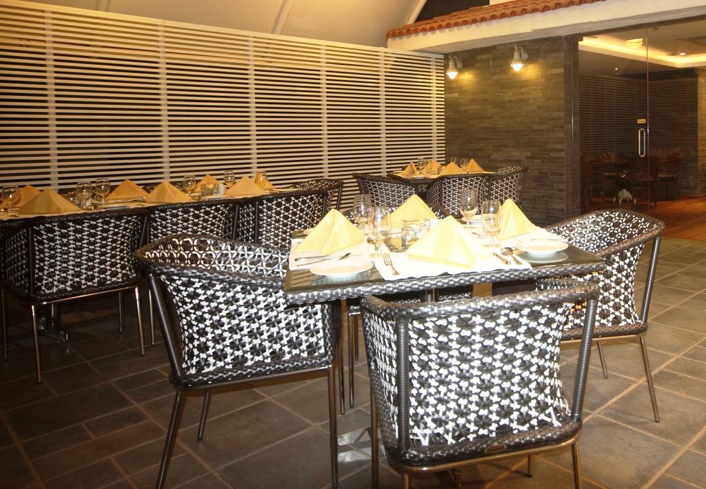 The Fern Residency, Miramar Panaji Exterior foto