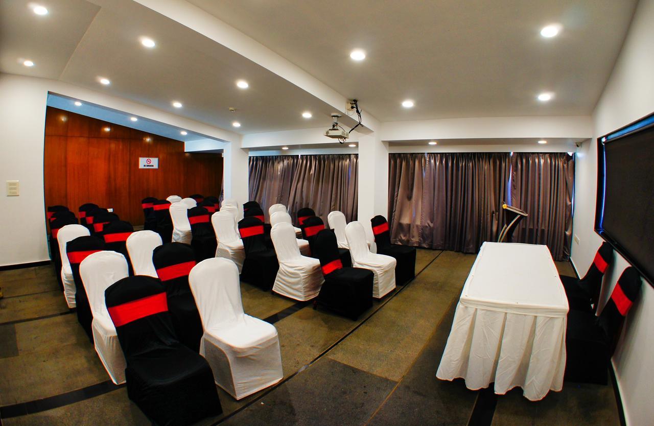 The Fern Residency, Miramar Panaji Exterior foto